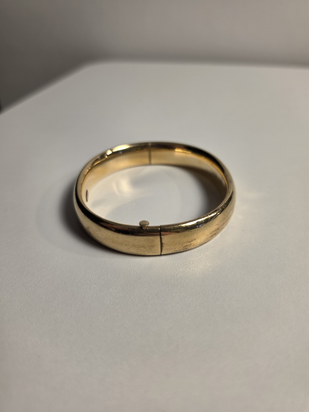 Vintage Winard 12K Gold Filled Hinged Bangle Bracelet